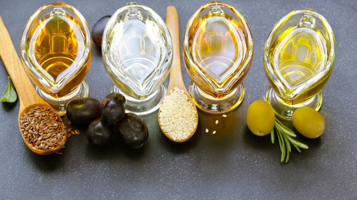 Display of various oils