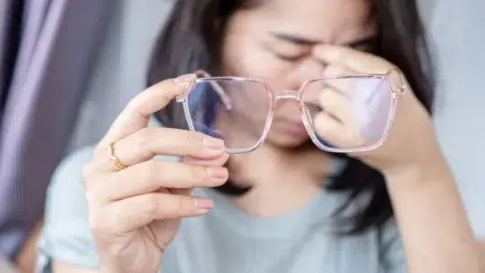 double vision after cataract surgery