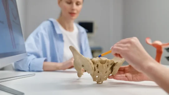 pelvic pain in pcos